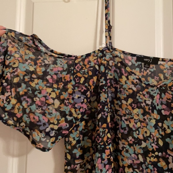 Colorful top - Picture 2 of 3